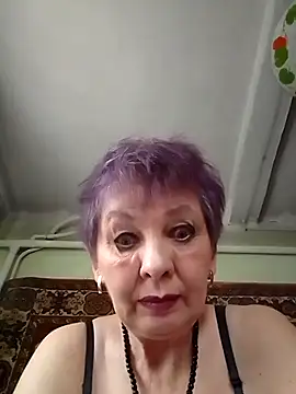 Rose60301 online show from July 11, 12:05 pm