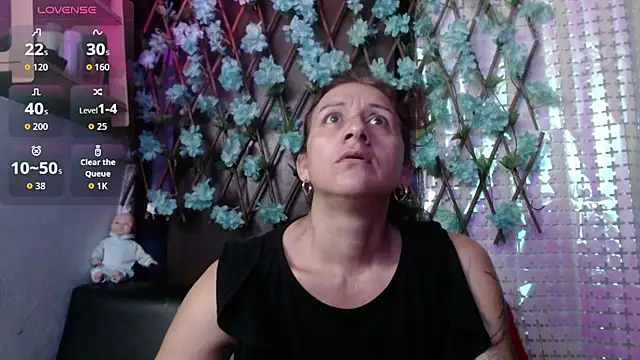 darling hott online show from January 15, 9:59 am