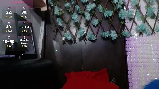 darling hott online show from October 23, 11:38 am