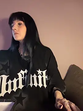 Seductively4 20 online show from May 4, 4:44 pm