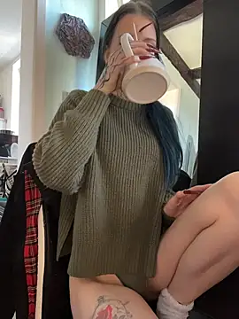 Seductively4 20 online show from March 1, 7:52 am