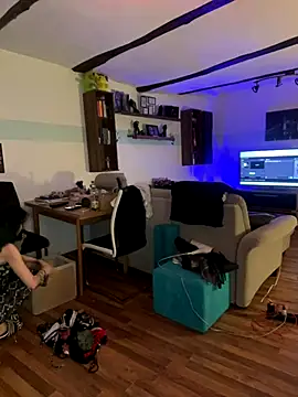 Seductively4 20 online show from January 7, 4:49 am