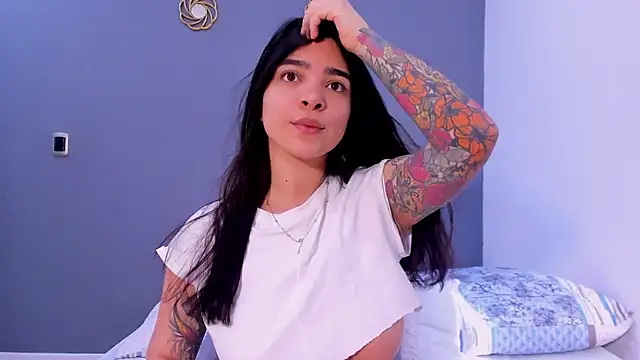 KamilaBetancourt online show from June 29, 12:49 pm