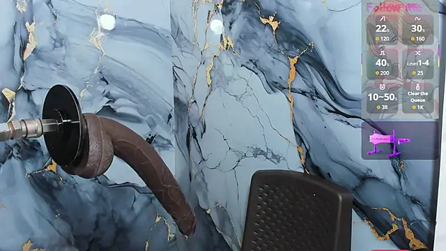 Emily Evo online show from October 4, 8:24 pm