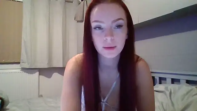 Filthy-British-Skylar online show from September 25, 8:28 pm