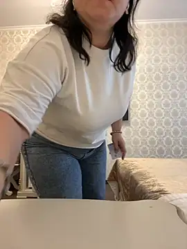 Liza Will online show from December 2, 11:56 am