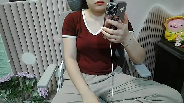 Emachiii online show from October 9, 1:10 am