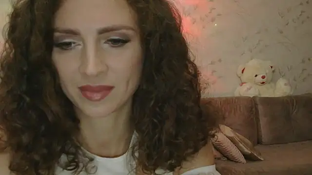 Amber Carrol online show from November 30, 5:50 pm