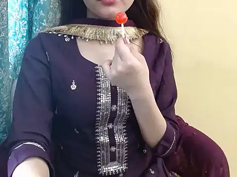 Snapshot of its_rida chatting on October 4, 4:18 am its rida online show from October 4, 4:18 am