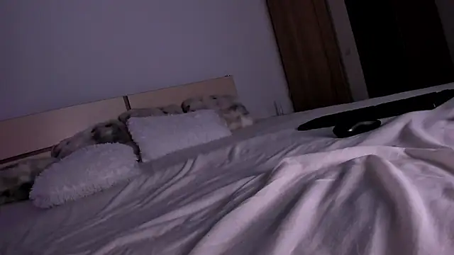 ScarlettJakobs online show from June 23, 5:38 am