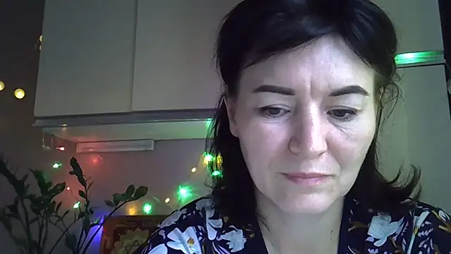 Krystal 82 online show from October 2, 7:02 am