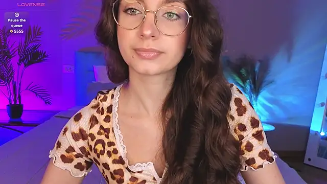Real cutie1 online show from July 10, 2:17 pm