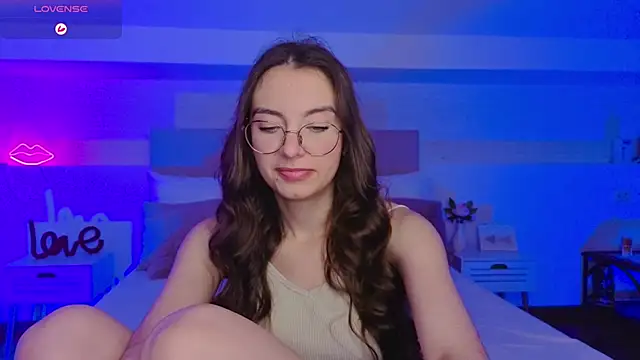 Real cutie1 online show from November 15, 9:27 pm