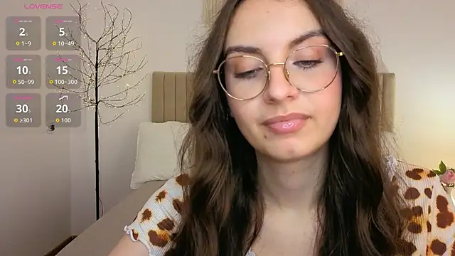 Real cutie1 online show from July 28, 6:20 pm