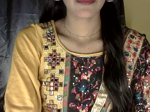 Snapshot of zara_Khan0 chatting on October 1, 2:33 pm zara Khan0 online show from October 1, 2:33 pm