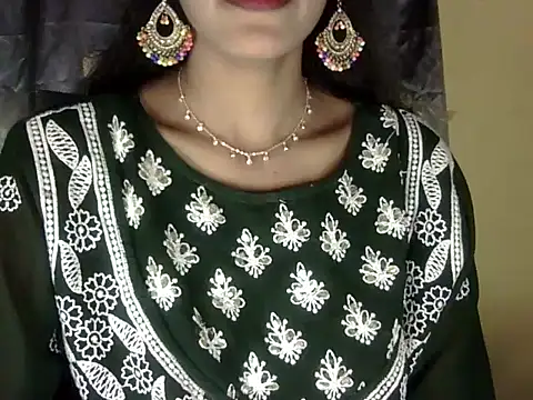 Snapshot of zara_Khan0 chatting on September 27, 5:20 pm zara Khan0 online show from September 27, 5:20 pm