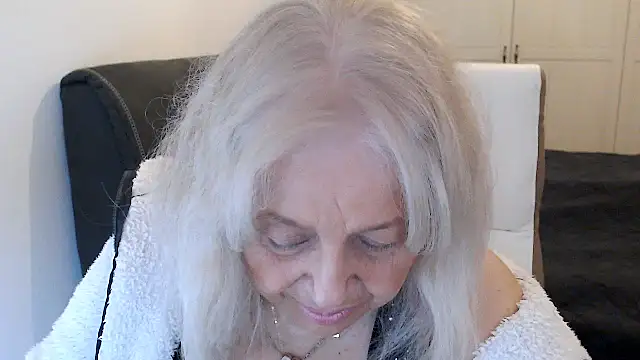 SusiLifeXXX online show from February 15, 7:02 pm