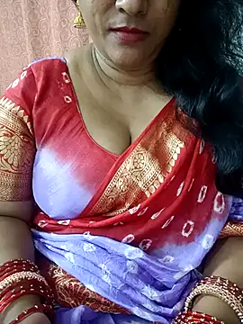Snapshot of Swetyhoney chatting on October 8, 5:06 pm Swetyhoney online show from October 8, 5:06 pm