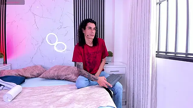 JackAndRosse  online show from February 16, 1:44 pm