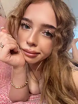 Hannah xBaby online show from August 5, 11:16 am