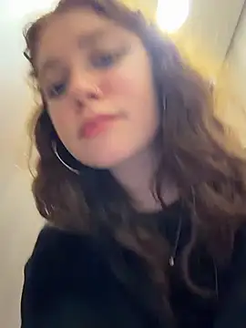 lucy-joy online show from July 6, 3:03 pm