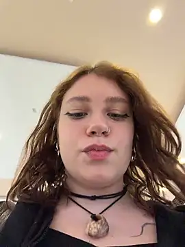 lucy-joy online show from June 18, 10:20 am