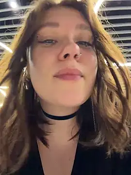 lucy-joy online show from June 14, 11:32 am