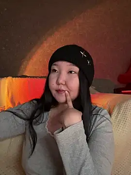 tammy gun online show from April 25, 2:14 pm