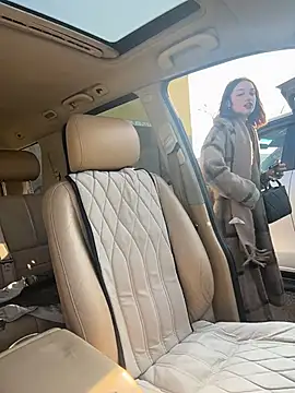 DollyTall online show from October 28, 8:31 am