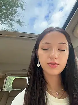 DollyTall online show from July 16, 3:11 am
