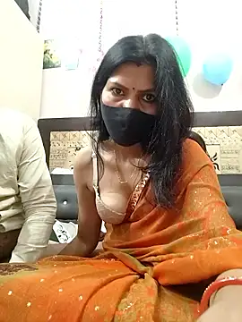 Yourhotsweetgirl online show from January 15, 5:02 am