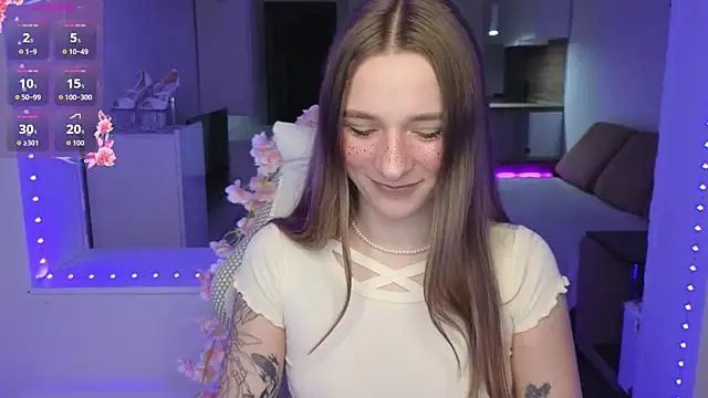 Elsa wow online show from May 1, 9:29 pm