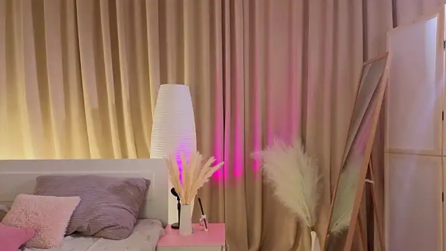 AvrilLeMell online show from February 20, 9:37 pm