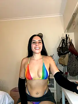 Snapshot of very_licious chatting on September 9, 9:03 pm very licious online show from September 9, 9:03 pm