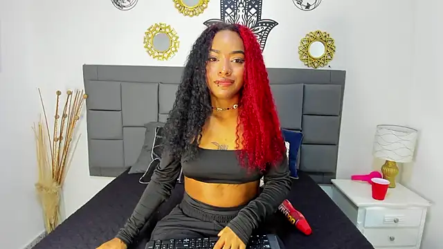 summer williams18 online show from March 13, 8:54 pm