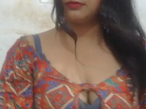 POOJA 199 online show from July 11, 8:03 am