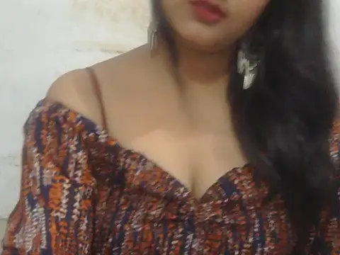 POOJA 199 online show from July 3, 7:58 am