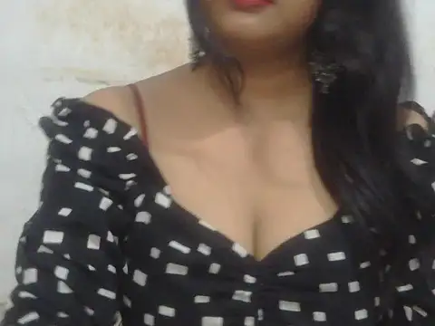POOJA 199 online show from July 16, 10:53 am