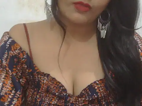 POOJA 199 online show from May 30, 8:34 am