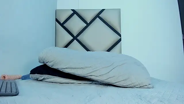 Euphoria 07 online show from October 9, 3:21 am