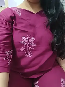 roshni agrawal0 online show from July 1, 2:05 pm