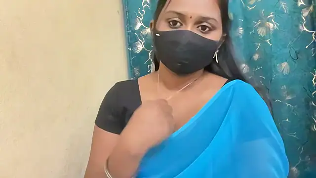 Pavani-Sexy online show from April 29, 6:35 pm