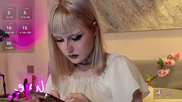 MilkMeSoftly online show from August 2, 8:39 am