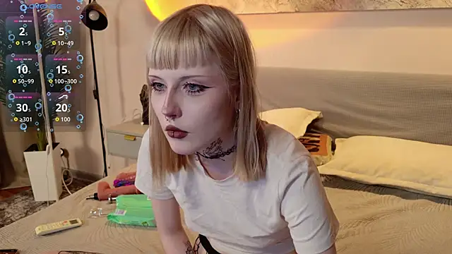 MilkMeSoftly online show from June 22, 8:11 am