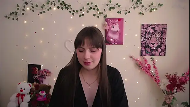 Amanda Bright  online show from June 14, 10:37 am