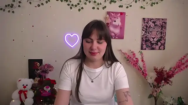 Amanda Bright  online show from May 12, 10:33 am