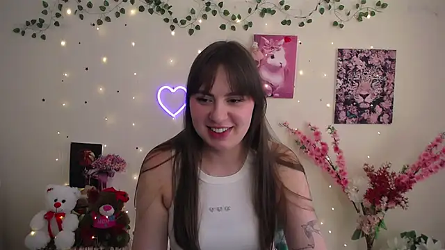 Amanda Bright  online show from May 20, 10:34 am