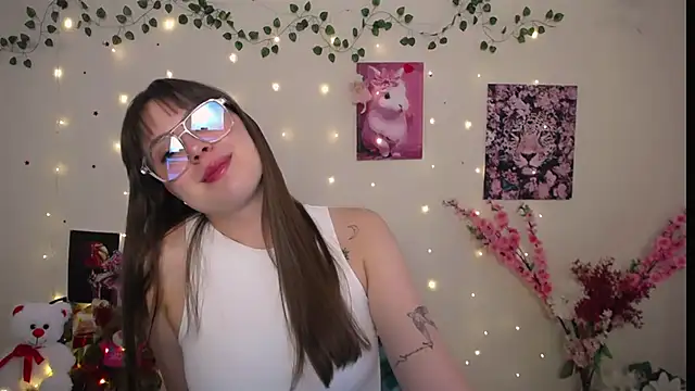 Amanda Bright  online show from June 17, 10:49 am