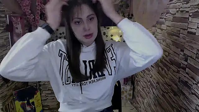 Amanda Bright  online show from October 14, 7:11 am