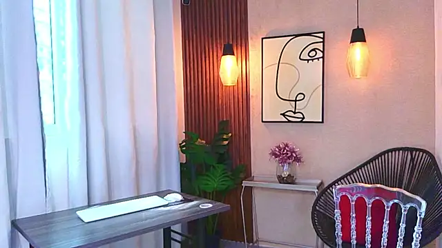 Lia Mar  online show from July 10, 7:03 pm